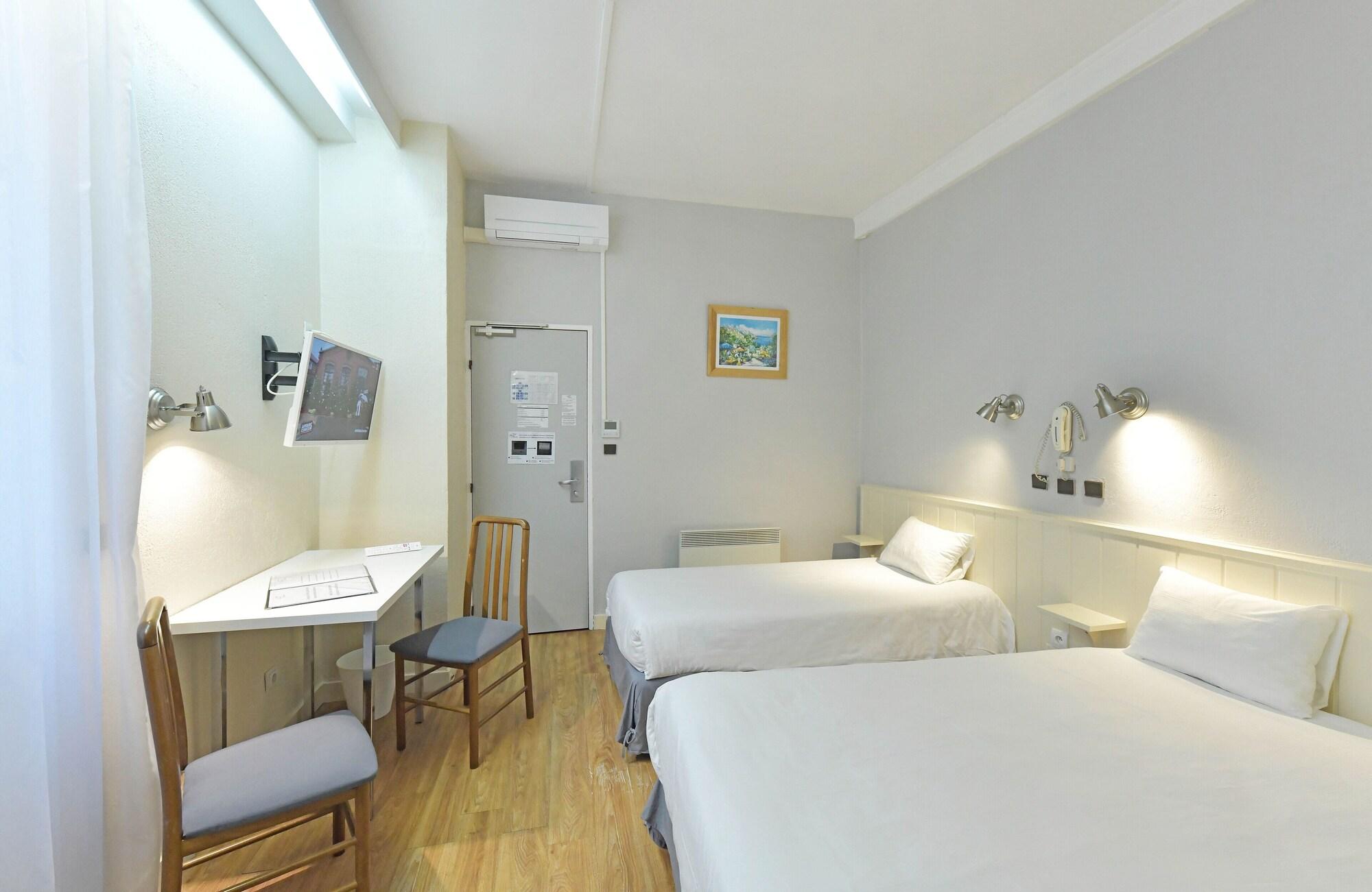 Hotel Saint Andre Gare Sncf Clermont-Ferrand Zewnętrze zdjęcie