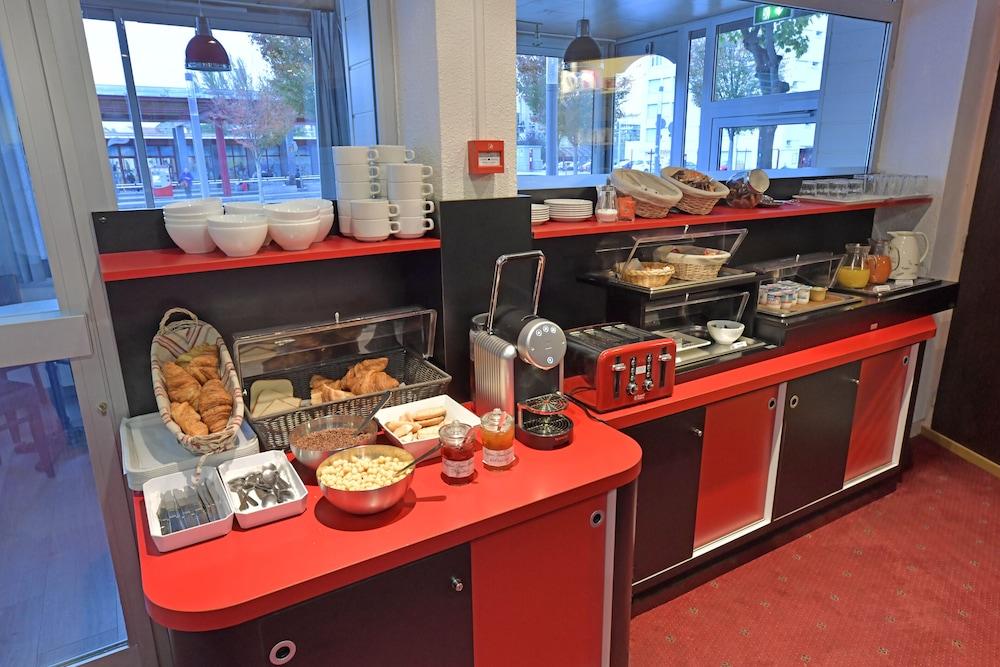 Hotel Saint Andre Gare Sncf Clermont-Ferrand Zewnętrze zdjęcie