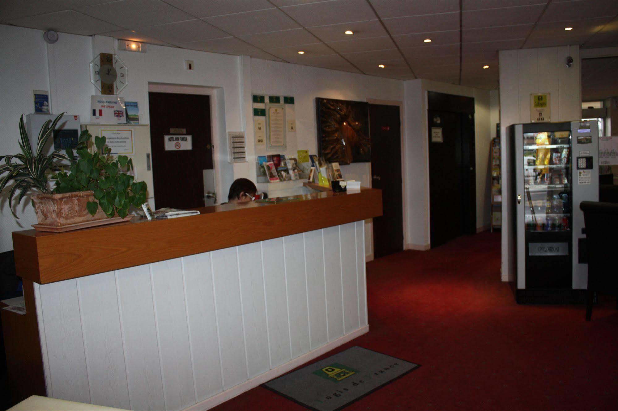 Hotel Saint Andre Gare Sncf Clermont-Ferrand Zewnętrze zdjęcie